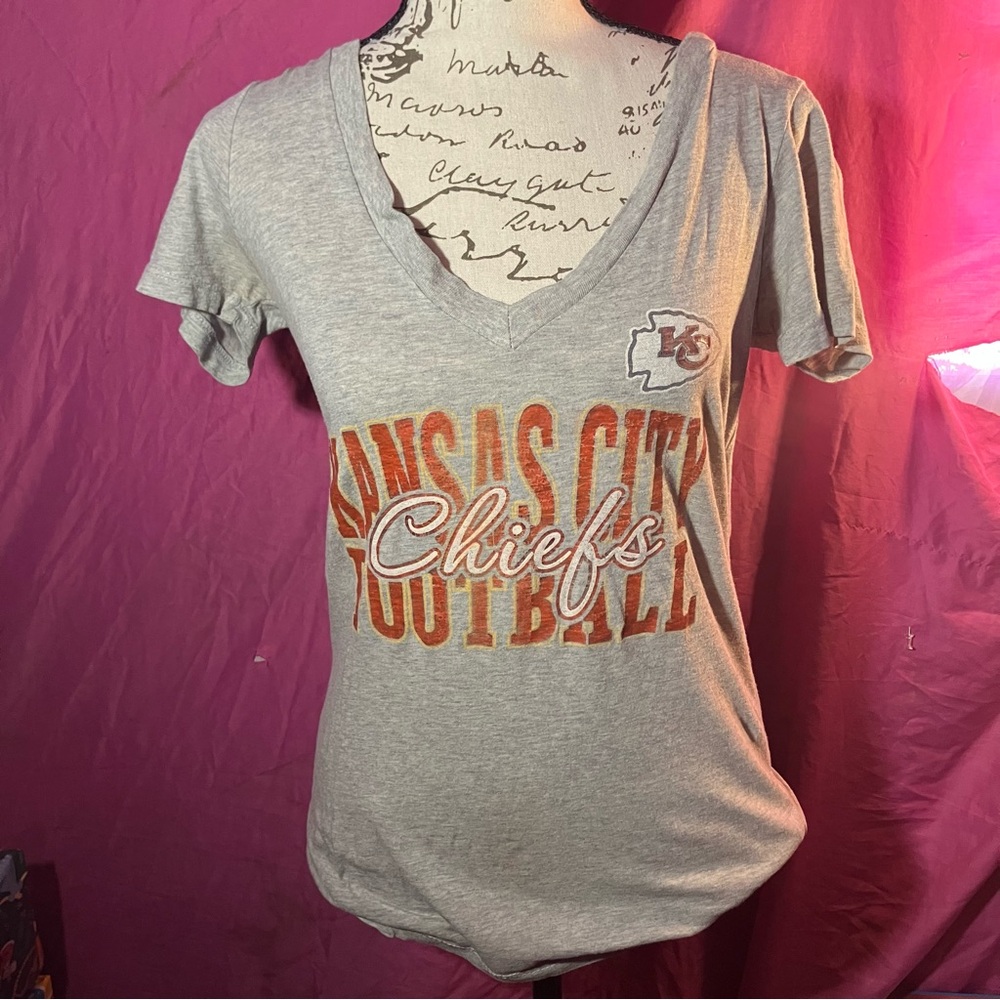NFL Team Apparel Women's Gray T-Shirt